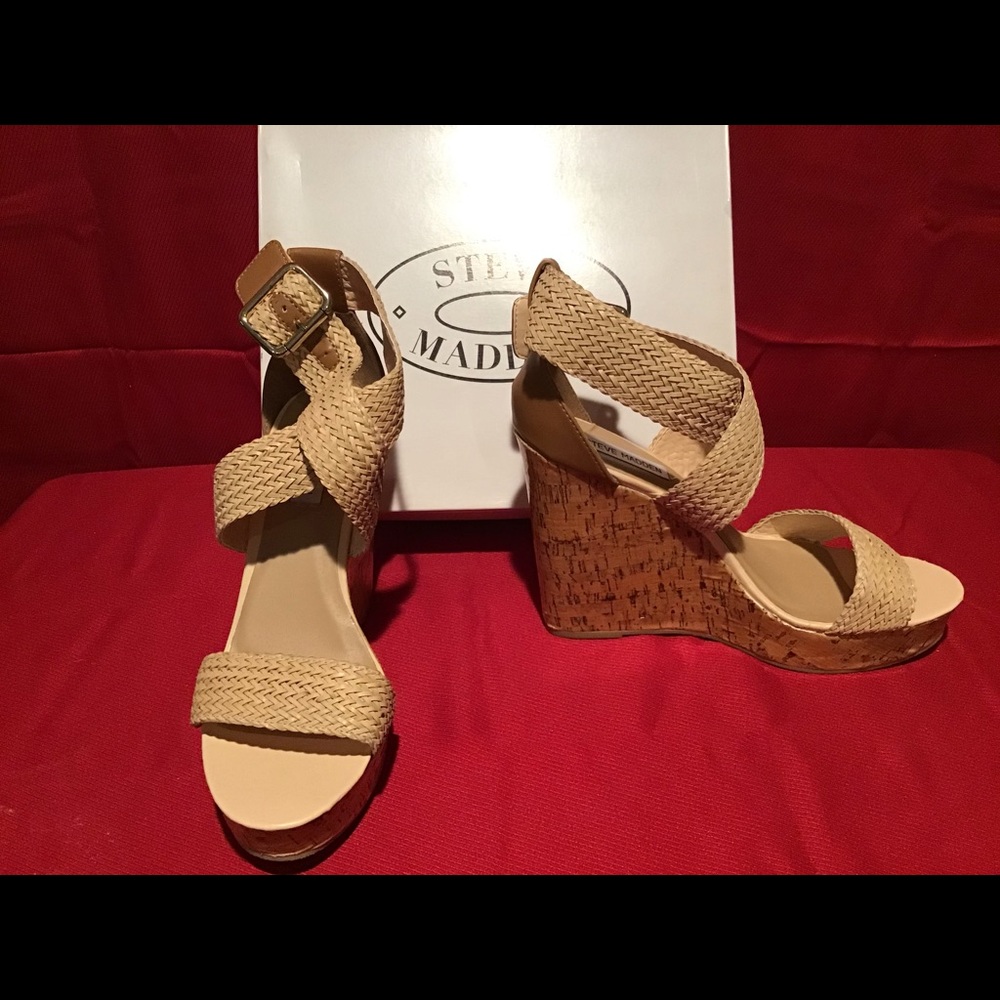 Steve Madden - Picture 4 of 5
